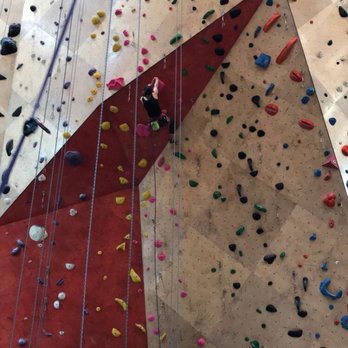 Brooklyn Boulders - Rock Climbing Near Me - Chicago, Illinois