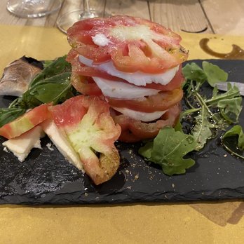 Ai Garzoti - Caprese - Seafood Near Me - Venezia, VE Ai Garzoti - Caprese - Seafood Near Me - Venezia, VE