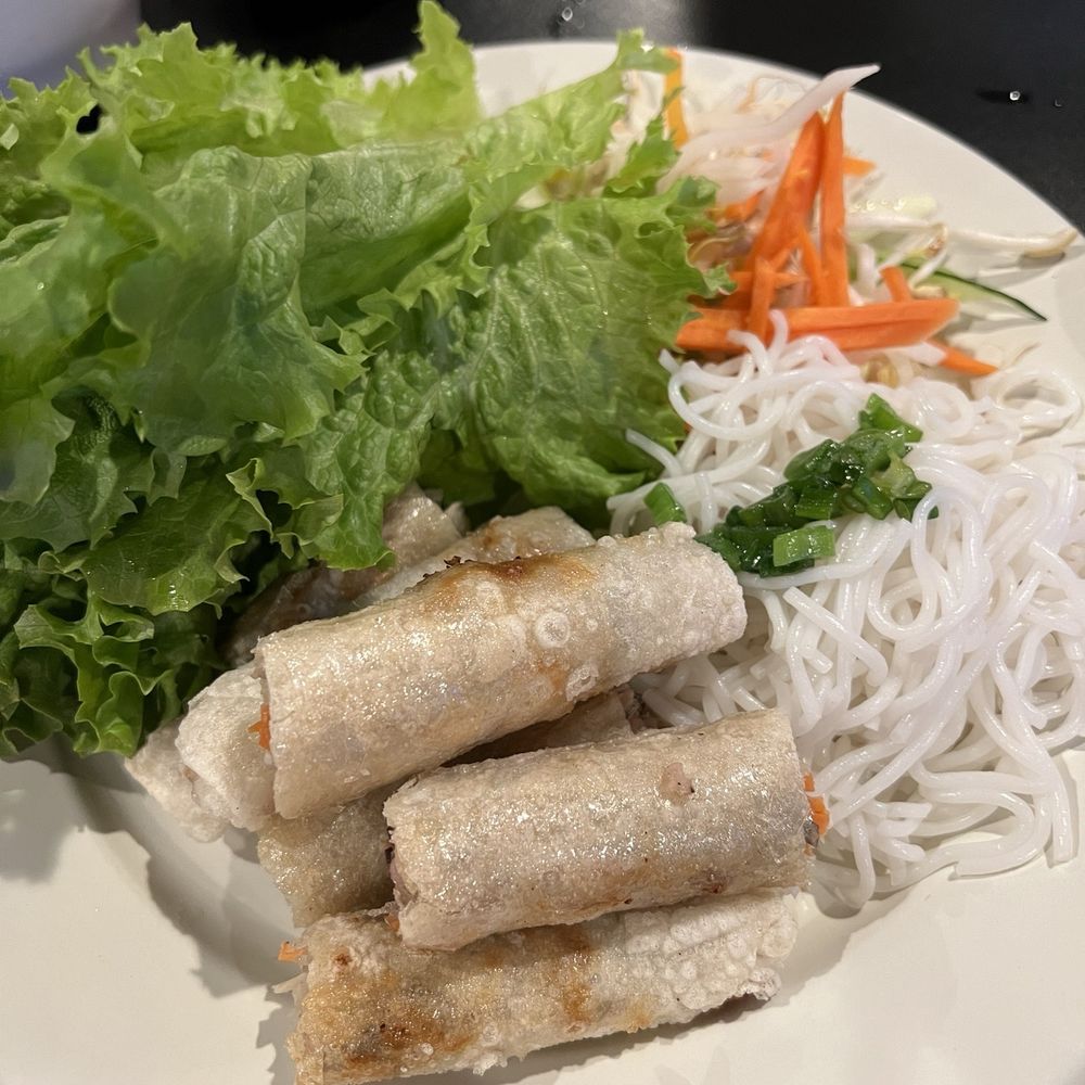 Pho Lang Co - Egg Rolls - Cha Gio with veggies - Vietnamese Near Me - Denver, Colorado Pho Lang Co - Egg Rolls - Cha Gio with veggies - Vietnamese Near Me - Denver, Colorado
