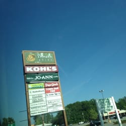 Milford Plaza - Milford Plaza -- 91 Medway Road / Route 109, Milford Sign
