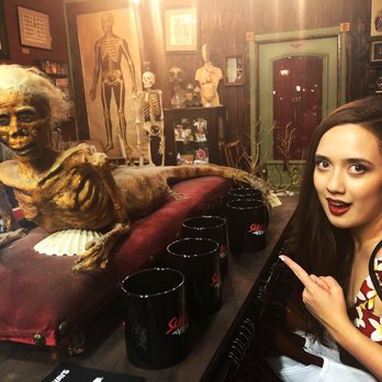 Bearded Lady Vintage And Oddities - Used, Vintage & Consignment Near Me - Burbank, California Bearded Lady Vintage And Oddities - Used, Vintage & Consignment Near Me - Burbank, California