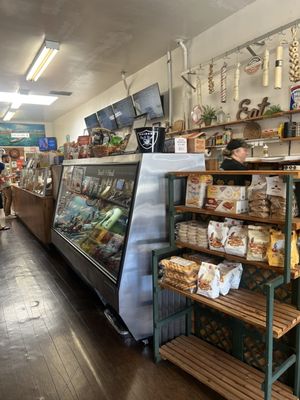 Domenico's Italian Deli by null