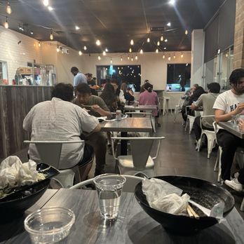 Noodleholics - Inside - Noodles Near Me - Tucson, Arizona