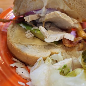 Village Inn - Inside look of the turkey bacon avocado melt. - Breakfast & Brunch Near Me - Chandler, Arizona Village Inn - Inside look of the turkey bacon avocado melt. - Breakfast & Brunch Near Me - Chandler, Arizona