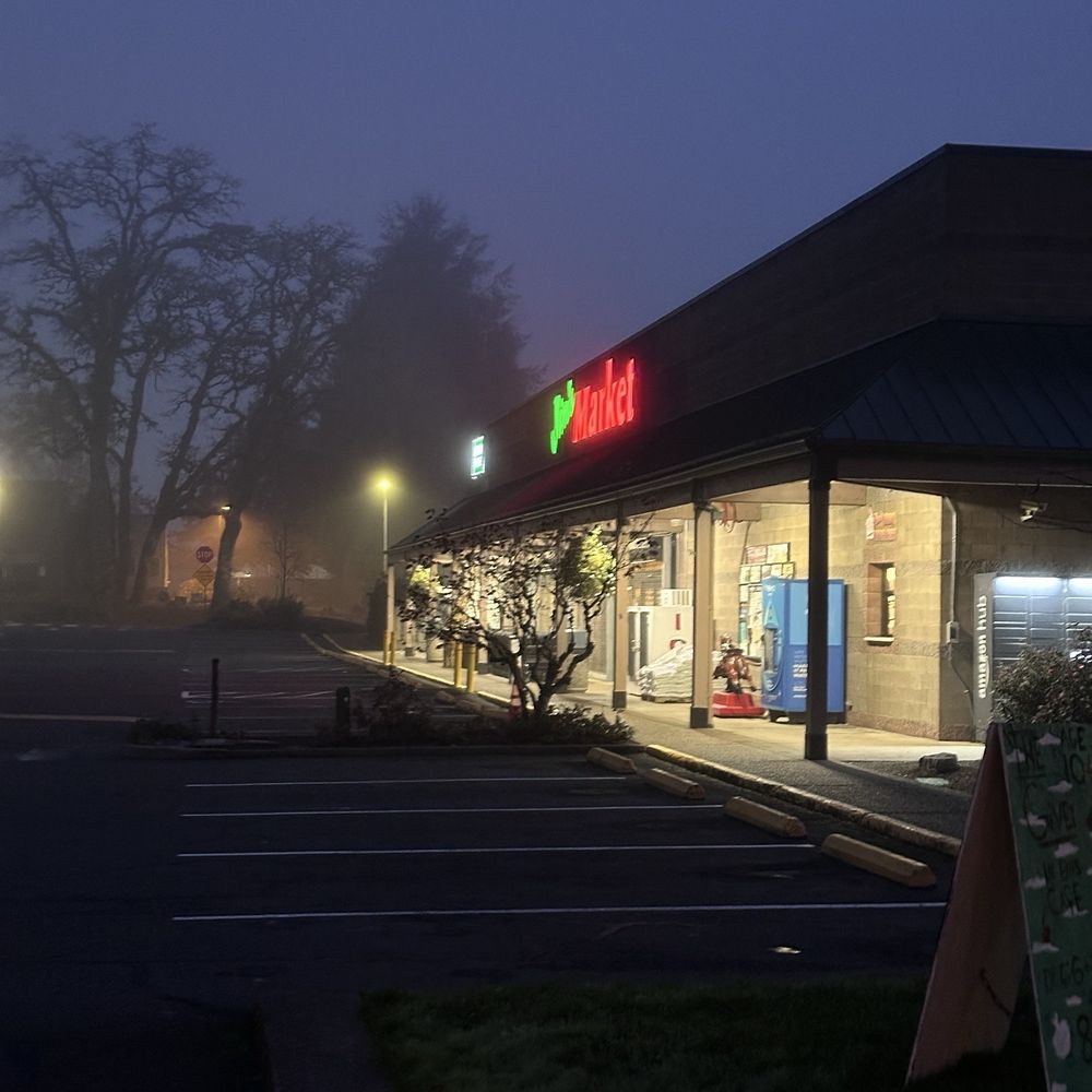 Jim's right before it opens at 7 AM Jim's right before it opens at 7 AM