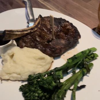 Yard House - Vegetarian Near Me - Burbank, California
