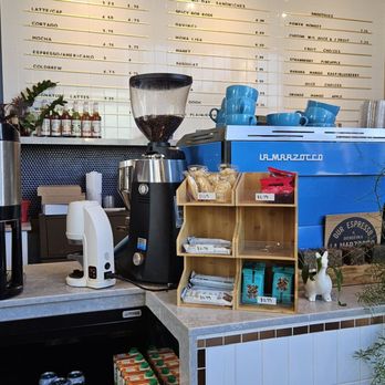 Gallery Cafe - Ordering counter - Coffee & Tea Near Me - Chicago, Illinois