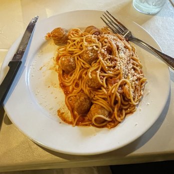 Weeks Diner - Not even a full plate of Spaghetti & Meatballs. (Uncooked meatballs at that!) - Diners Near Me - Sainte Genevieve, Missouri