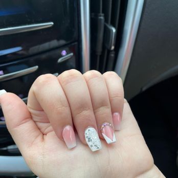Pretty Nails - Nail Salons Near Me - Hialeah, Florida Pretty Nails - Nail Salons Near Me - Hialeah, Florida