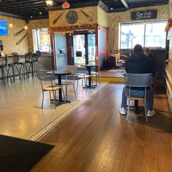 Saw Dust Cafe - Cafes Near Me - Putnam, Connecticut