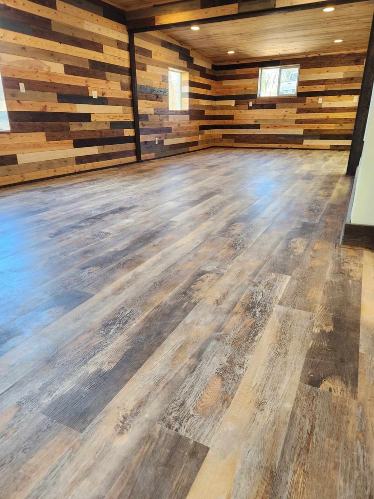 Social spots from Hourglass Yoga