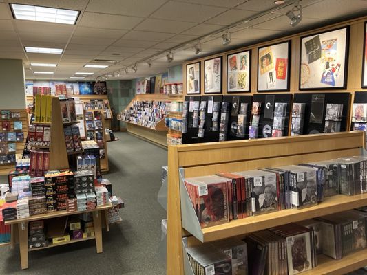 Barnes & Noble by null