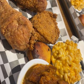 Soul Secrets - 3 piece with Mac and cheese and sweet potatos - Southern Near Me - Cincinnati, Ohio