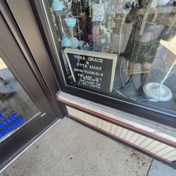 VeraGrace & Etta Mae's - Store Hours of Shopping.  9/17/2025
