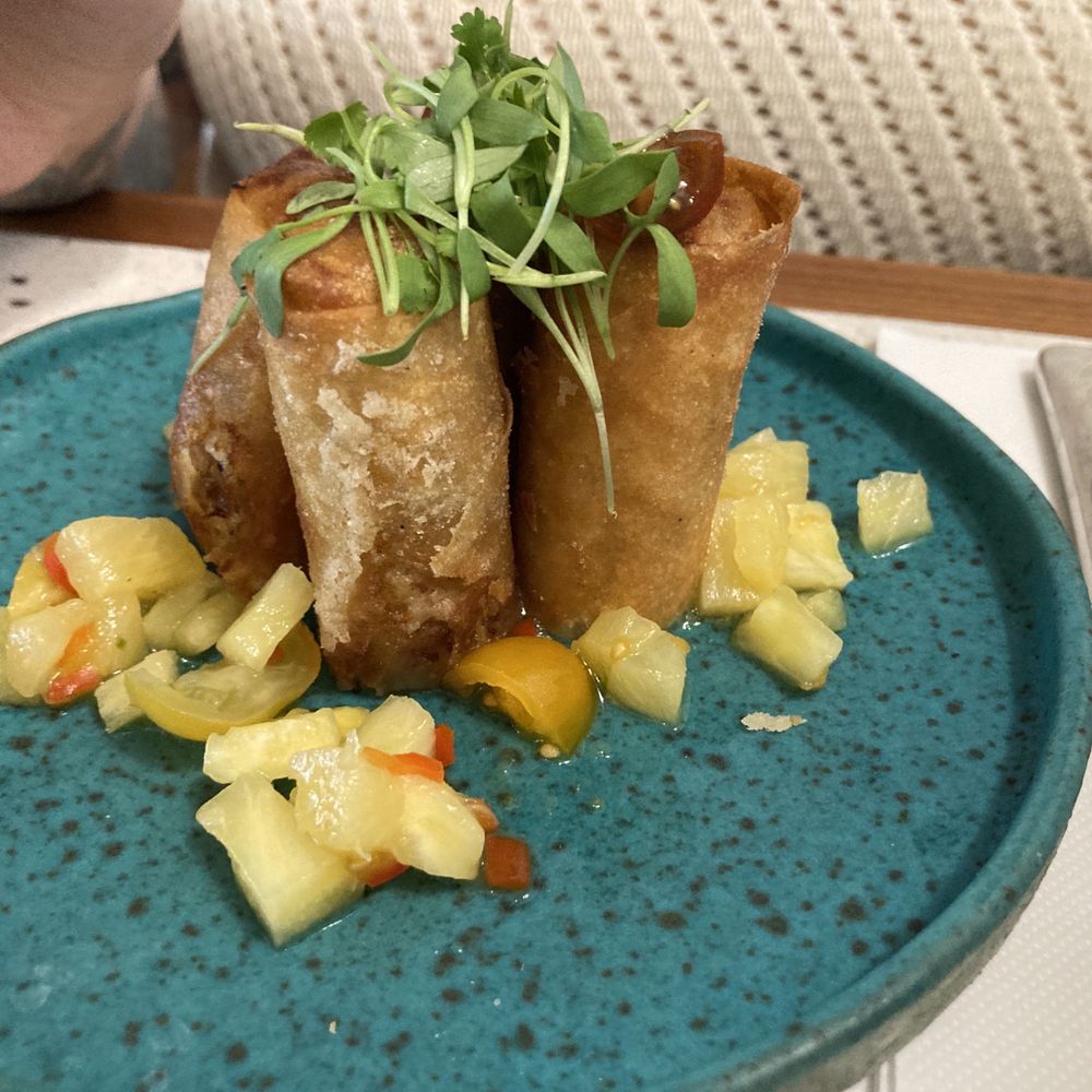 Piko Kitchen + Bar - Kalua Pork Spring Roll - Cocktail Bars Near Me - Honolulu, Hawaii
