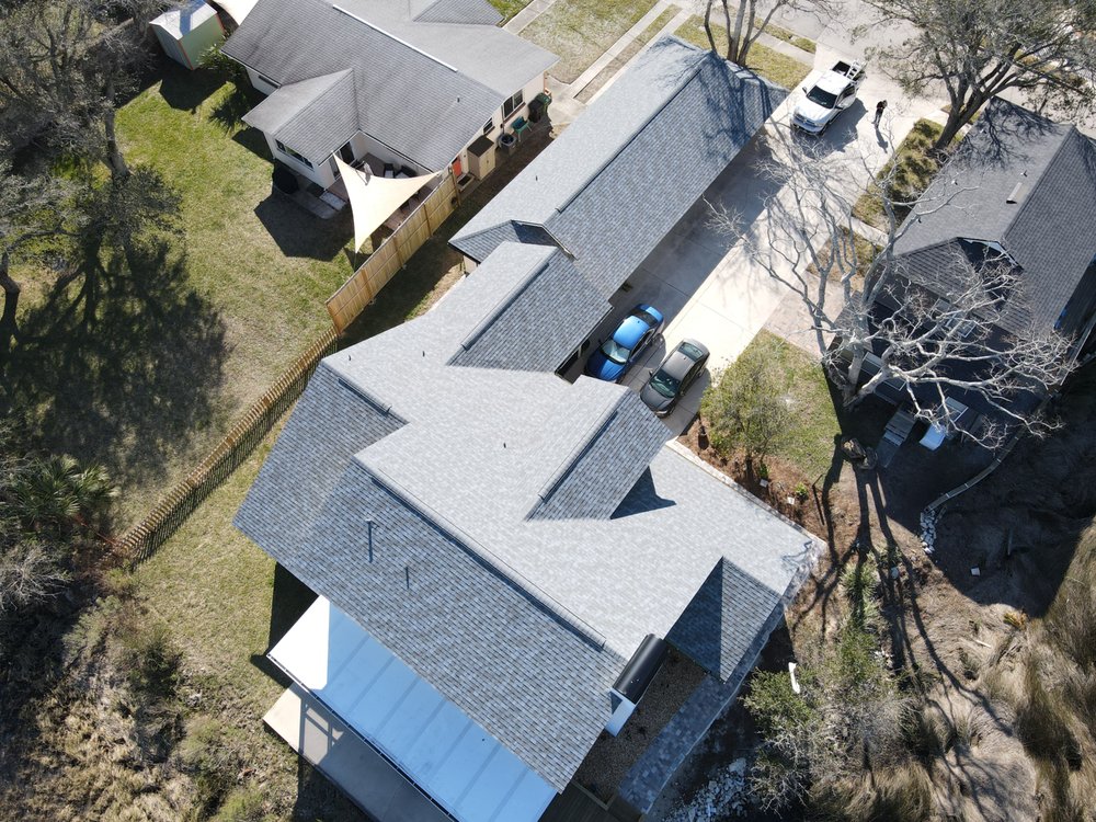 Slide of Lighthouse Roofing