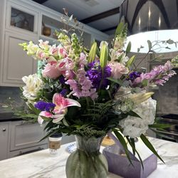 Schweizer Beautiful Flowers - Flower arrangement pink purple and white for birthday