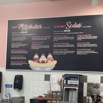 Pav’s Creamery - Ice Cream & Frozen Yogurt Near Me - Cuyahoga Falls, Ohio