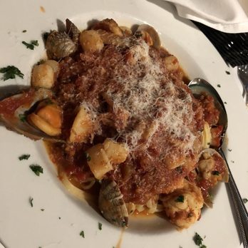 Grape Vine Cafe - Seafood fra diavolo - Wine Bars Near Me - Las Vegas, Nevada Grape Vine Cafe - Seafood fra diavolo - Wine Bars Near Me - Las Vegas, Nevada