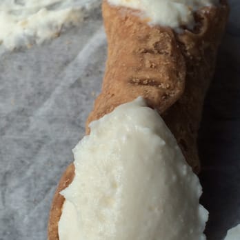 Regina Bakery - Good cream - Bakeries Near Me - Brooklyn, New York