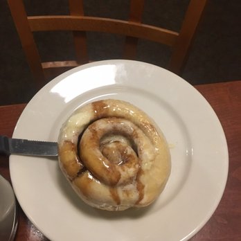 The Delectable Egg - Downtown - Cinnamon Roll - Breakfast & Brunch Near Me - Denver, Colorado