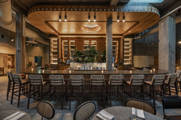 Fortuna's Row by null