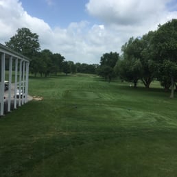 Great day for the links. Hole #1 at Edgewood.