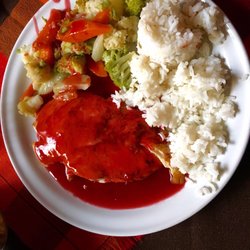 El Meson de Evaristo - Chicken breast with Jamaica sauce