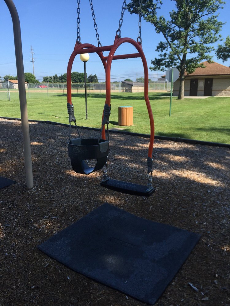 MOOREFIELD FAMILY PARK Updated October 2024 12 Photos 1616