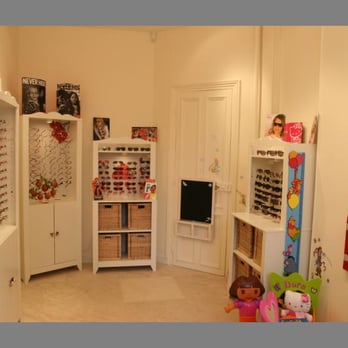 Optique Prony - Espace Enfant - Eyewear & Opticians Near Me - Paris, 75