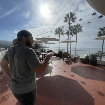 Casa Loma Beach Hotel - Pacific Terrace (roof) - Hotels Near Me - Laguna Beach, California Casa Loma Beach Hotel - Pacific Terrace (roof) - Hotels Near Me - Laguna Beach, California