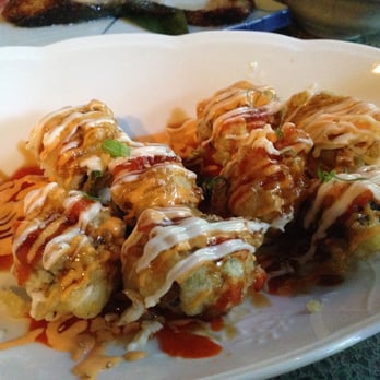 Chiba ken - Firecracker roll ($8.50) - Sushi Bars Near Me - Honolulu, Hawaii Chiba ken - Firecracker roll ($8.50) - Sushi Bars Near Me - Honolulu, Hawaii