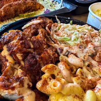 Angry Chickz - Hangry Fix: buttery rice topped with diced hot chicken tenders and topped with coleslaw and Mac n cheese - Chicken Shop Near Me - Aliso Viejo, California