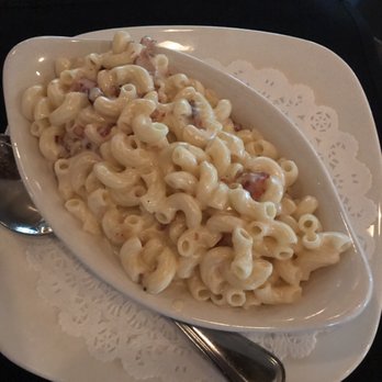 Winewood - Smoked Gouda & Bacon Mac n Cheese...must try! - New American Near Me - Grapevine, Texas Winewood - Smoked Gouda & Bacon Mac n Cheese...must try! - New American Near Me - Grapevine, Texas