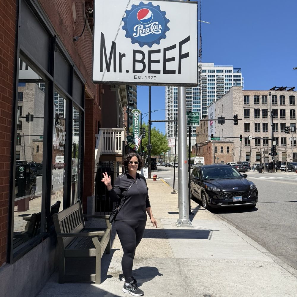 Mr. Beef - Fast Food Near Me - Chicago, Illinois Mr. Beef - Fast Food Near Me - Chicago, Illinois