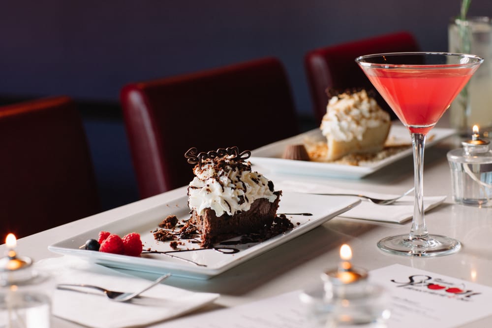 The Middle Spoon Desserterie & Bar