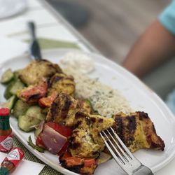 La Côte - ORGANIC CHICKEN KEBAB