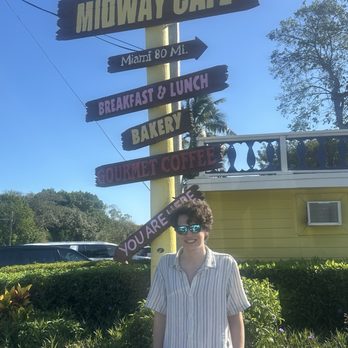 Midway Cafe and Coffee Bar - Front - Breakfast & Brunch Near Me - Islamorada, Florida Midway Cafe and Coffee Bar - Front - Breakfast & Brunch Near Me - Islamorada, Florida