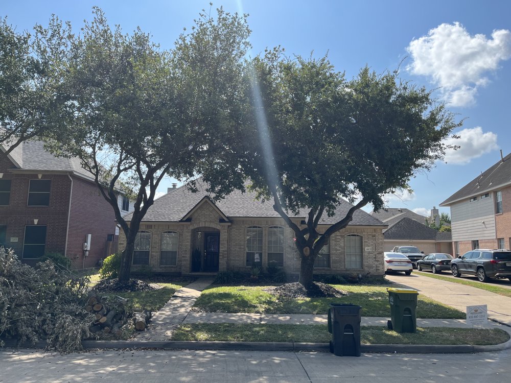 Slide of Crown & Gable Roofing Solutions