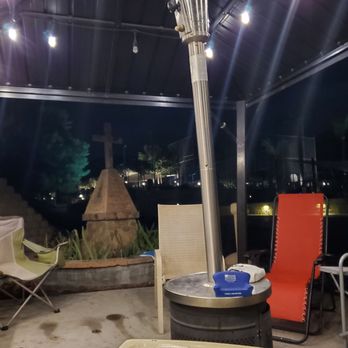 Glen Eden Sun Club - Ugly and cold smoking area - Nudist Near Me - Temescal Valley, California Glen Eden Sun Club - Ugly and cold smoking area - Nudist Near Me - Temescal Valley, California