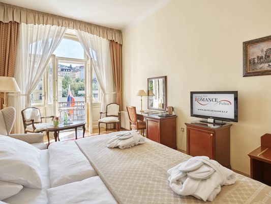 Hotel Romance by null