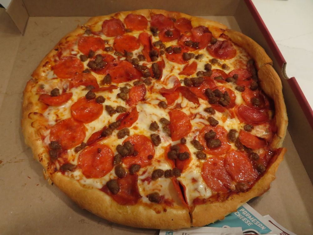 PIZZA PATRÓN Updated April 2024 48 Photos 7582 W Bellfort St