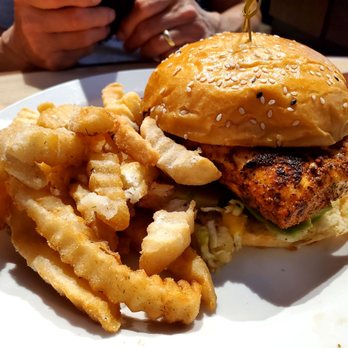 Nalu Rehoboth Beach - Mahi fish sandwich - Hawaiian Near Me - Rehoboth Beach, Delaware Nalu Rehoboth Beach - Mahi fish sandwich - Hawaiian Near Me - Rehoboth Beach, Delaware
