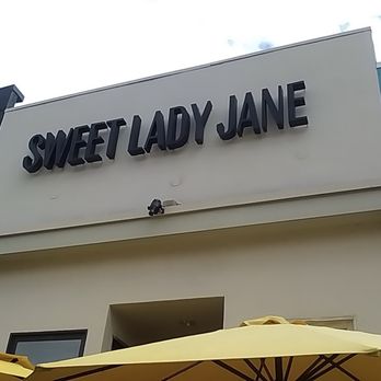 Sweet Lady Jane - Studio City - Custom Cakes Near Me - Studio City, California