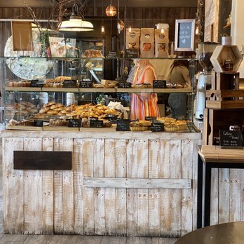 Clafoutis - Cute setting and decor - great showcase of baked good - French Near Me - Santa Fe, New Mexico