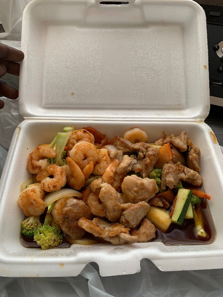 YUMMY HIBACHI & WINGS Updated August 2024 24 Photos & 16 Reviews