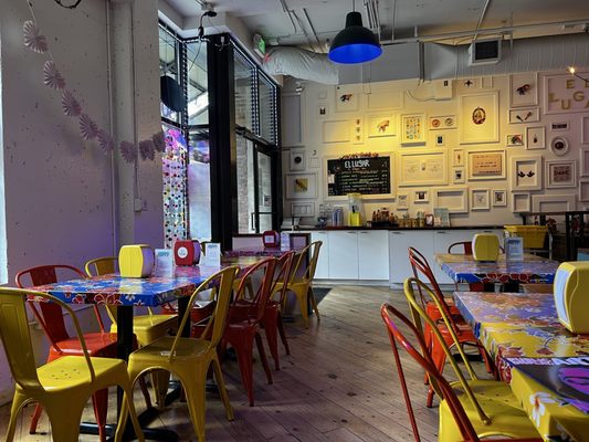 El Lugar Bodega Bar by null