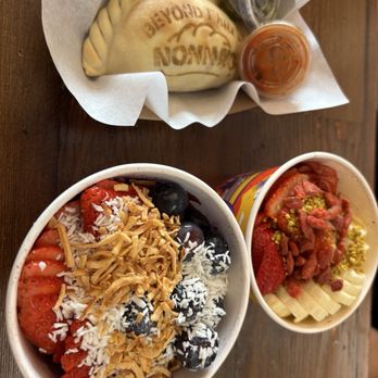 Ubatuba Açaí - Burbank - Acai Bowls Near Me - Burbank, California Ubatuba Açaí - Burbank - Acai Bowls Near Me - Burbank, California