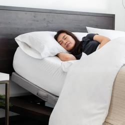 The Bedding Co. - Wellsville 14 Inch Latex Hybrid Mattress and E450 Adjustable Bed Base