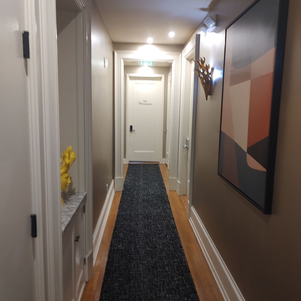 The Edward Hotel - Hallway - Hotels Near Me - Buffalo, New York The Edward Hotel - Hallway - Hotels Near Me - Buffalo, New York